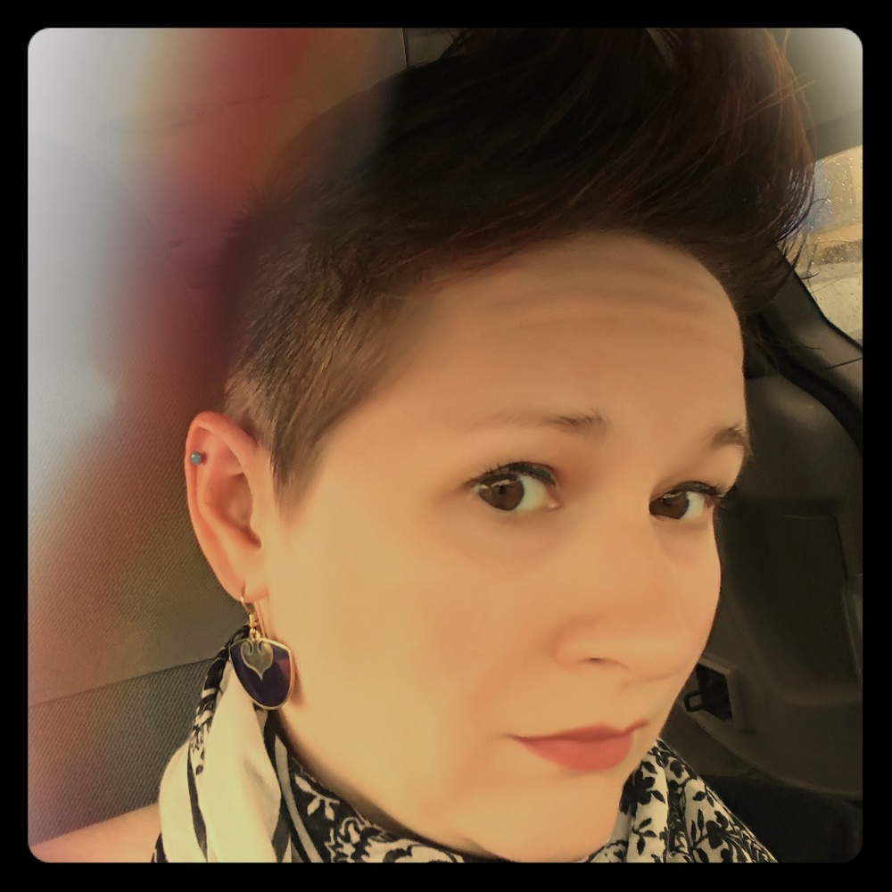 Meet your Posher, Kristin